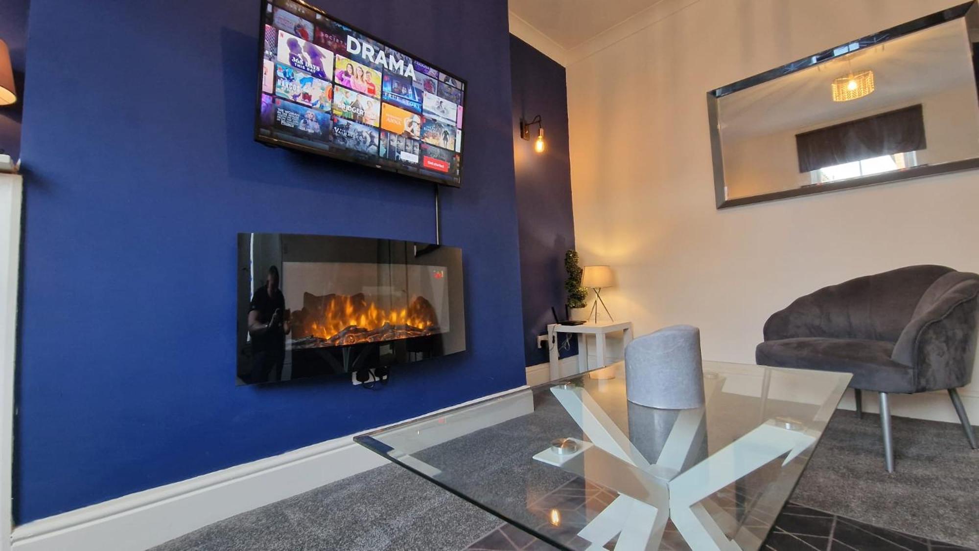 Cosy Home Perfect For Families And Contractors With Free Parking Дарлингтон Экстерьер фото