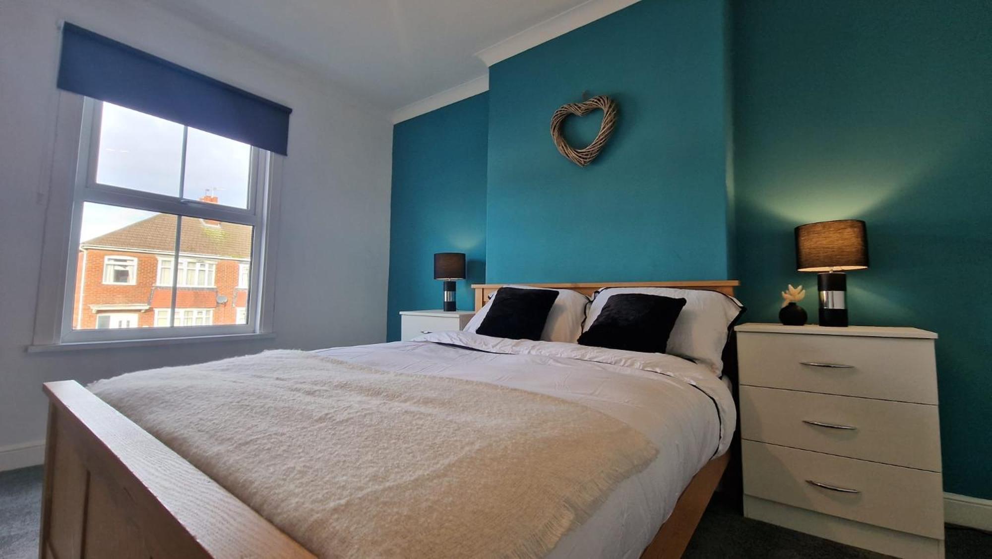 Cosy Home Perfect For Families And Contractors With Free Parking Дарлингтон Экстерьер фото
